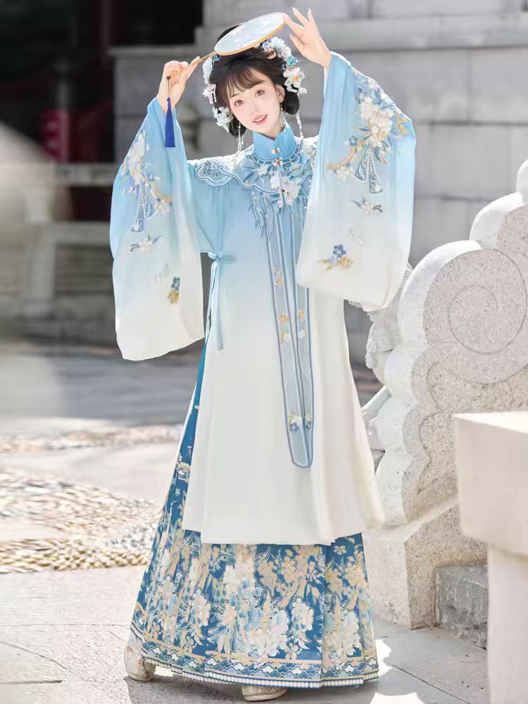翠蓝