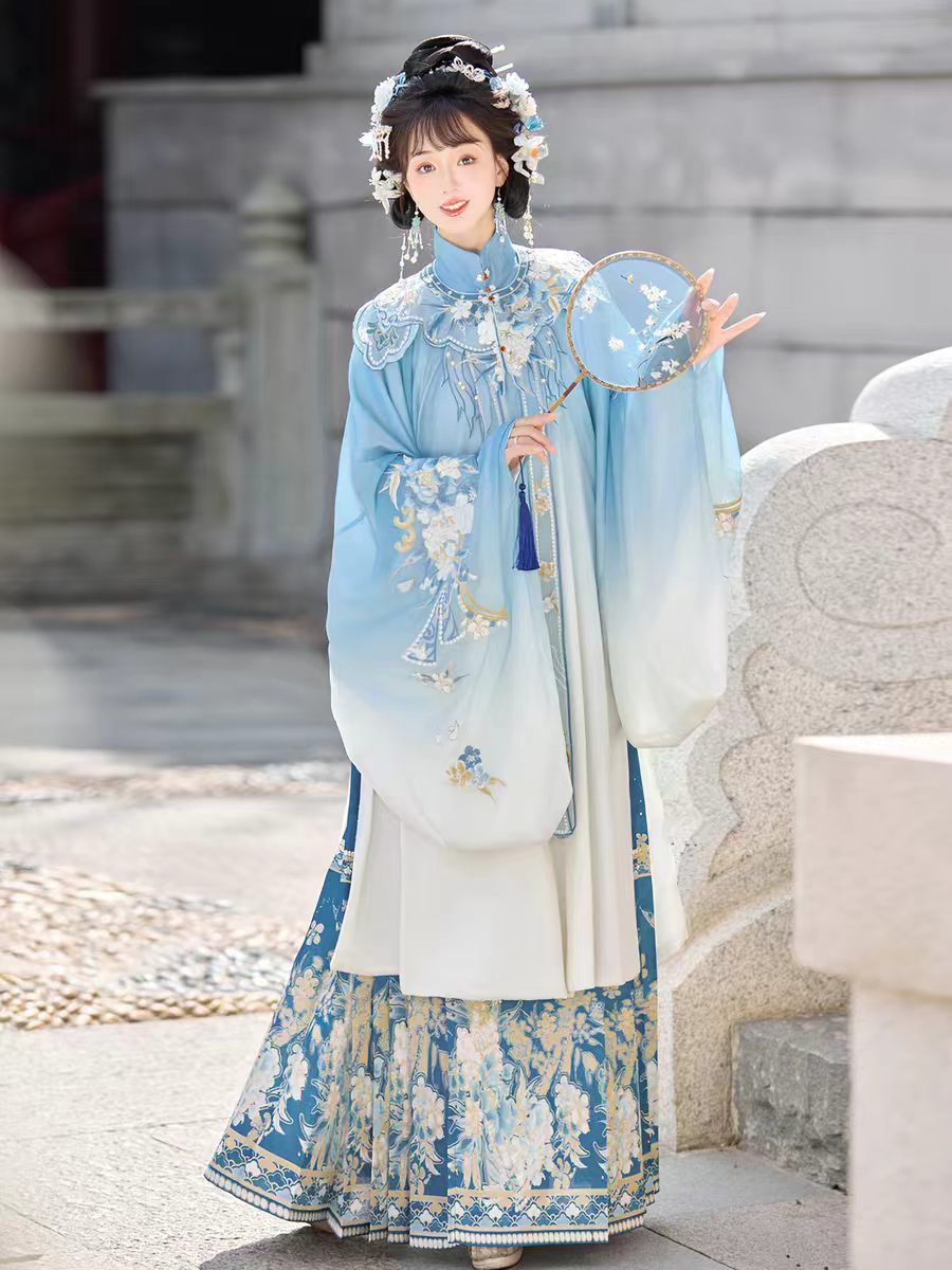 翠蓝